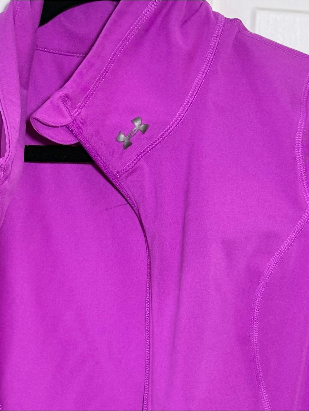 Women’s XL Under Armour Women's Vibrant Purple Utility Jacket